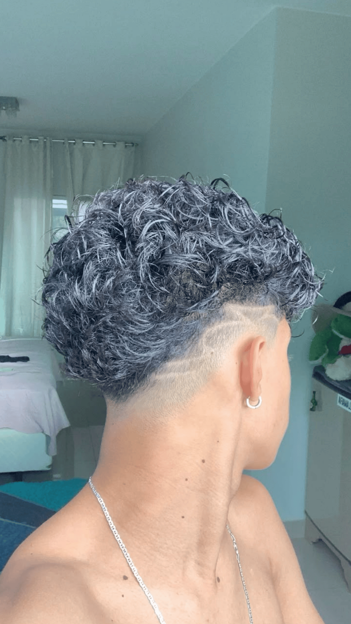 Burst Fade with Curly Back Design