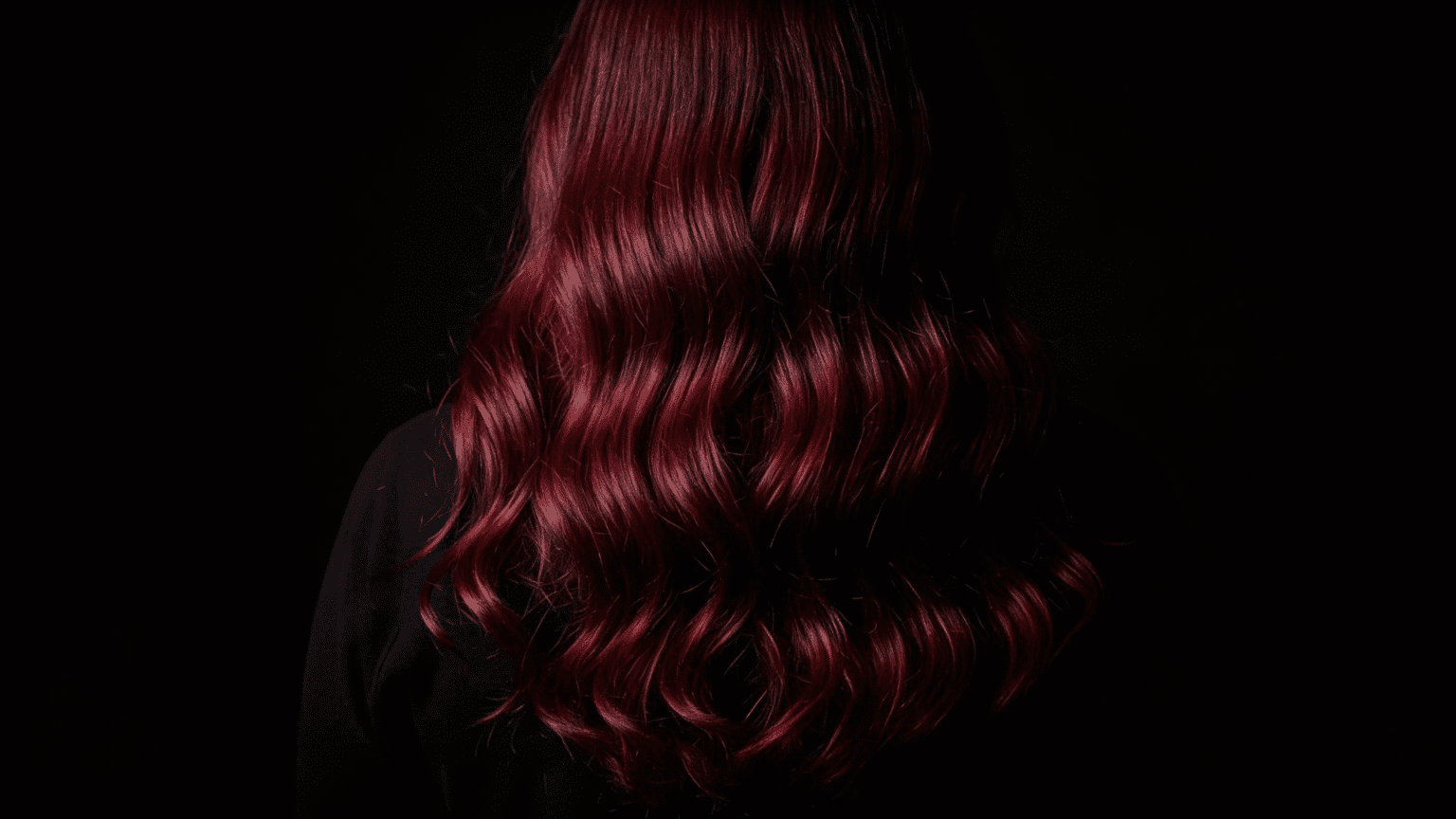 dark red hair natural