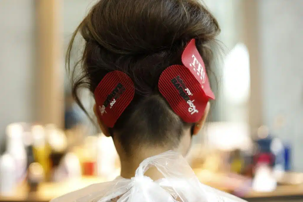 Easy and Stylish Hair Style Options for College Student Days