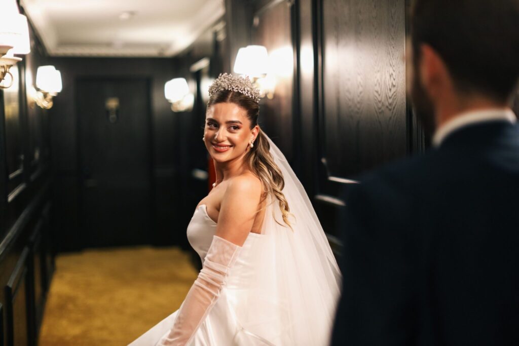 How to Achieve the Perfect Bridal Look: A Step-by-Step Guide